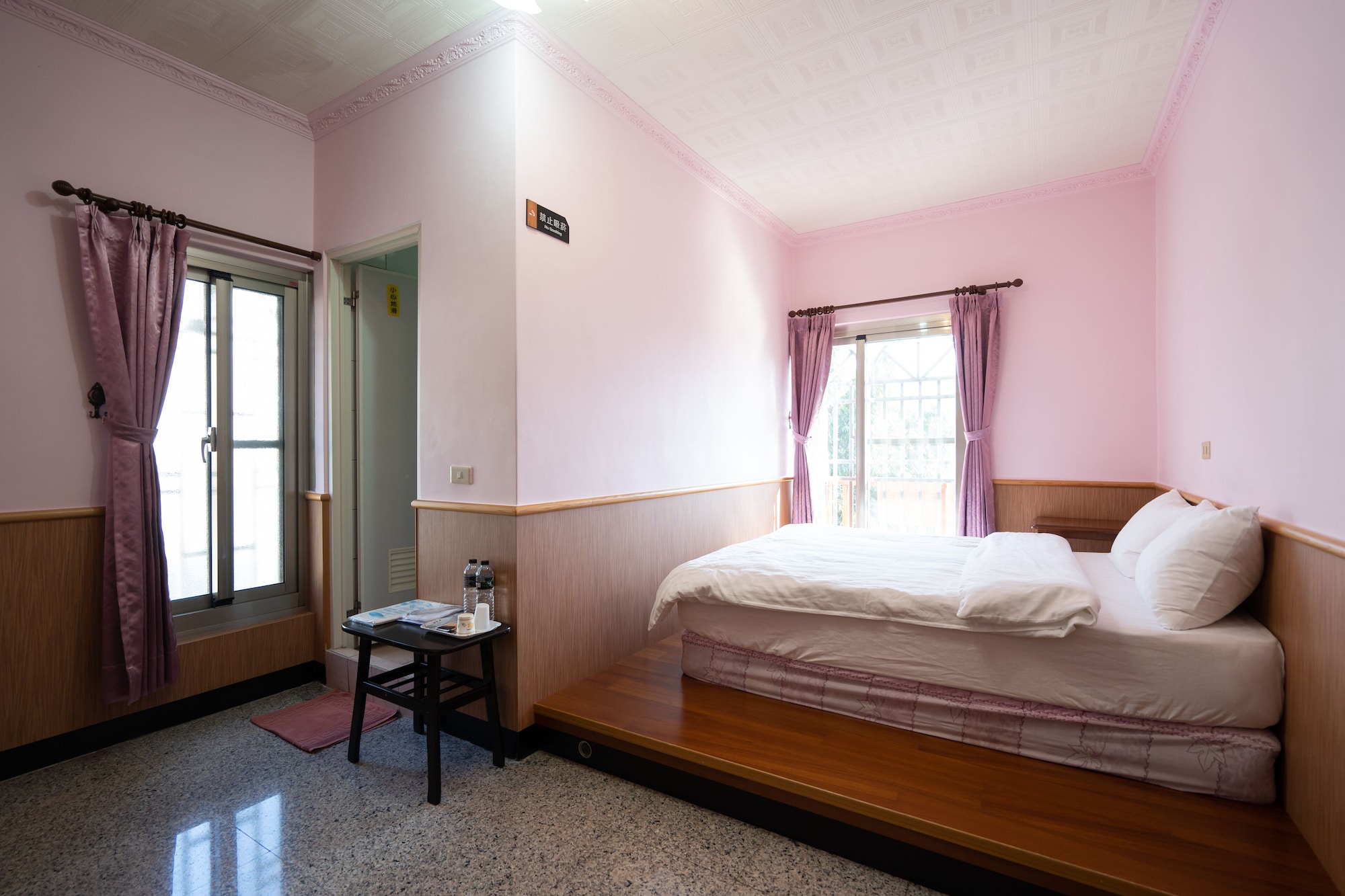 DOUBLE BED
