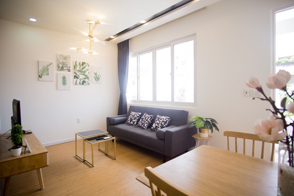Cuu Kim Son Hotel 32/43