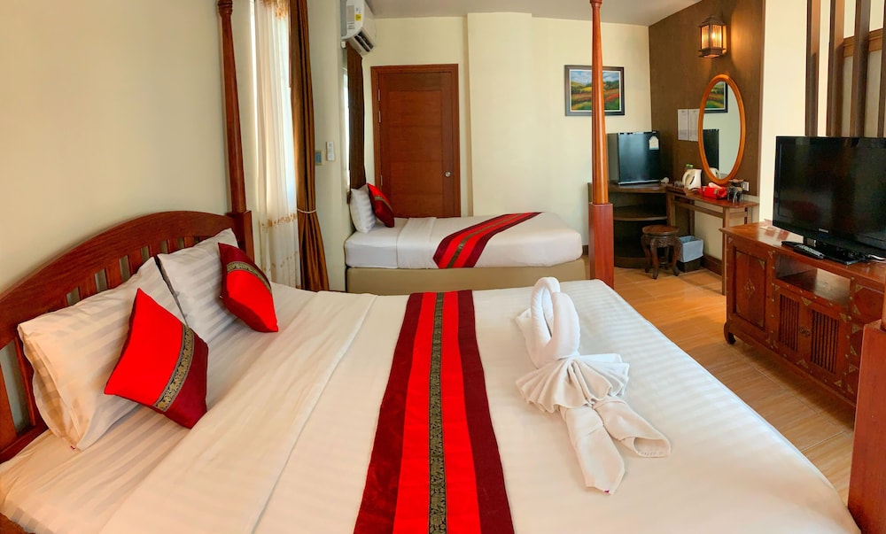 Aiyaree Place Hotel 16/75
