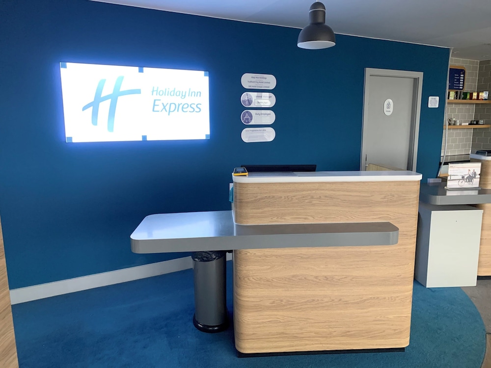 Holiday Inn Express Manchester Traffordcity 14/78