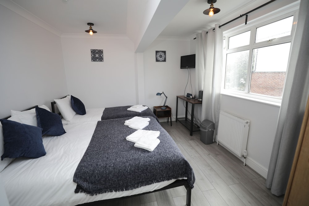 Golders Park Hotel 32/65