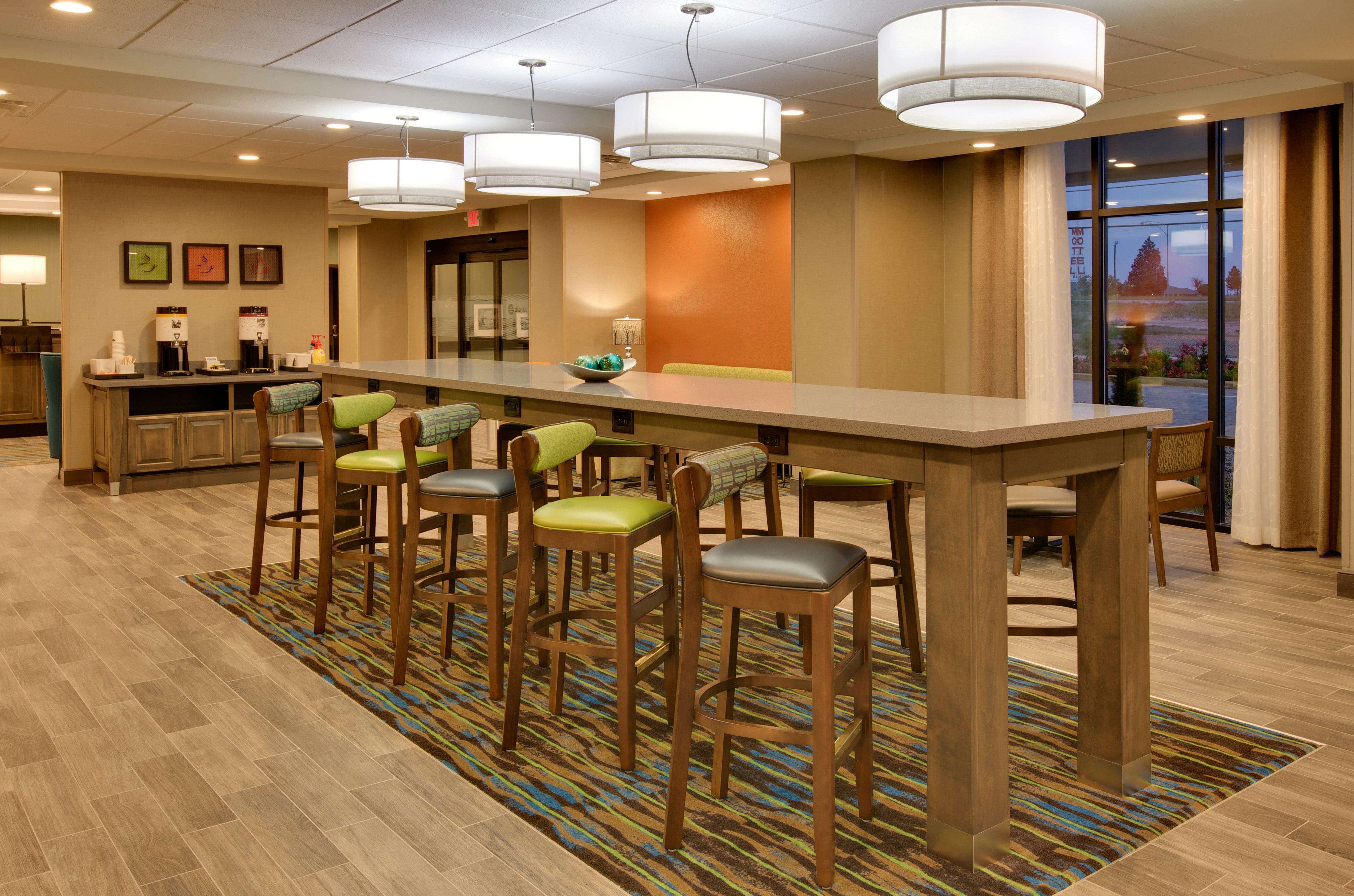 Hampton Inn Snyder 25/35