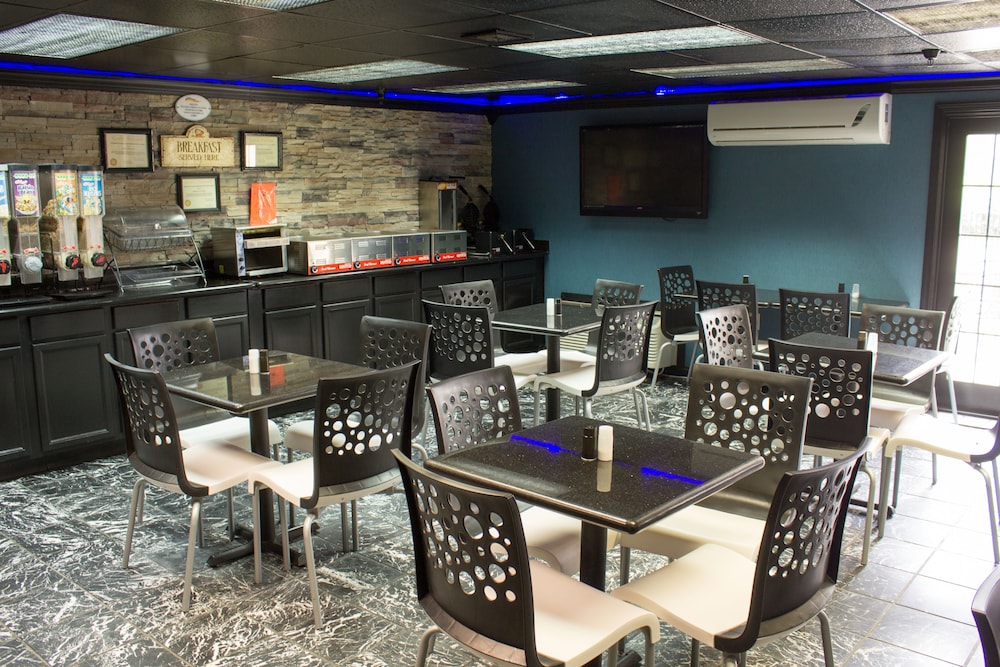 Baymont By Wyndham Springfield 25/27