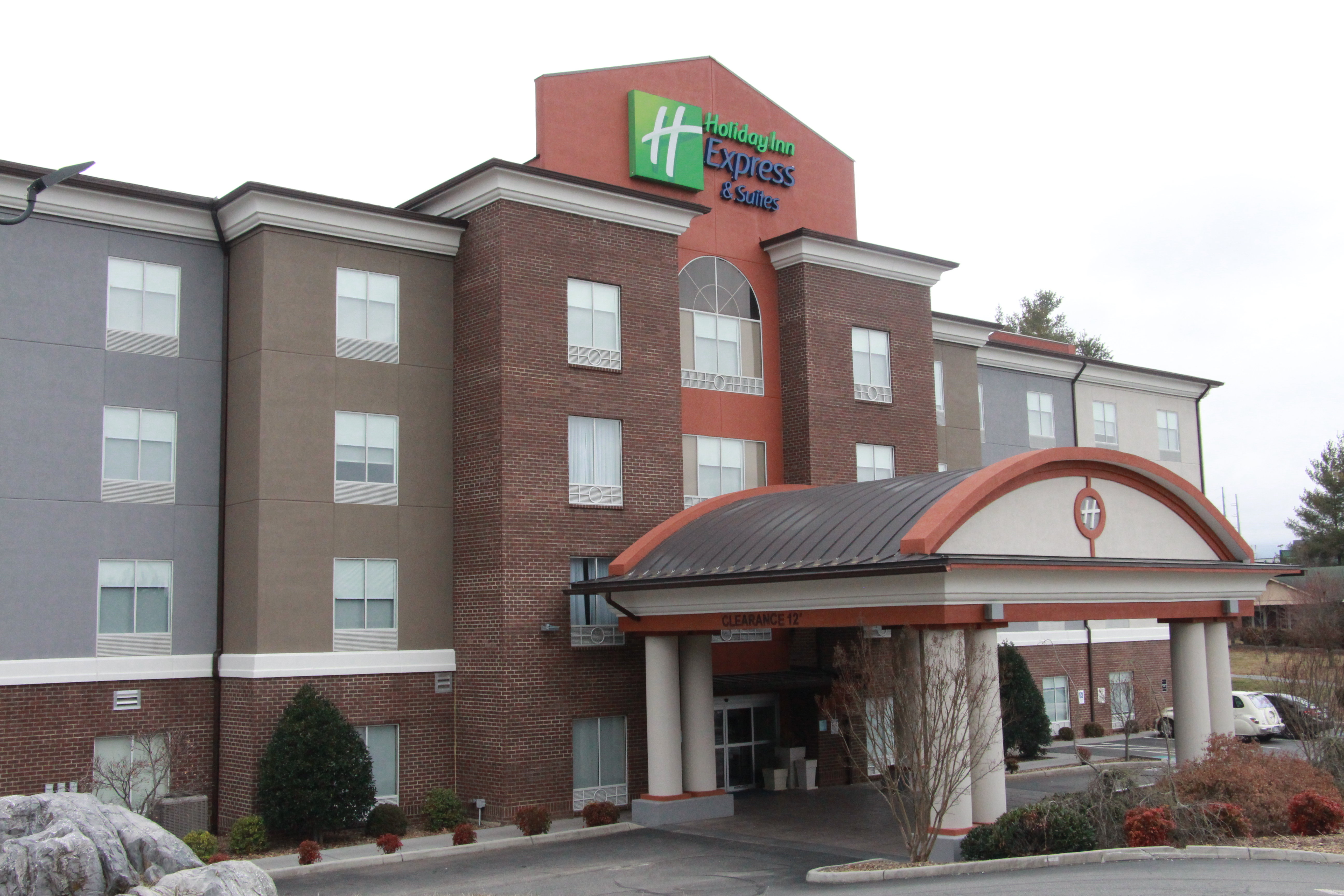 Holiday Inn Express Hotel And Suites Wytheville 2/74