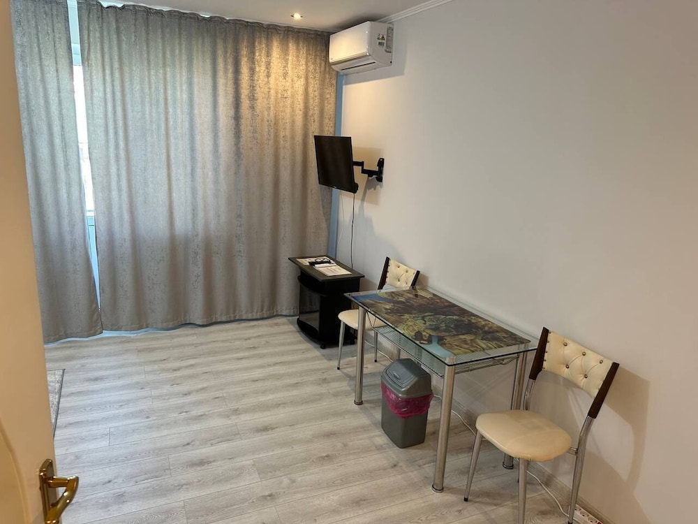 Hotel Lidia 6/65
