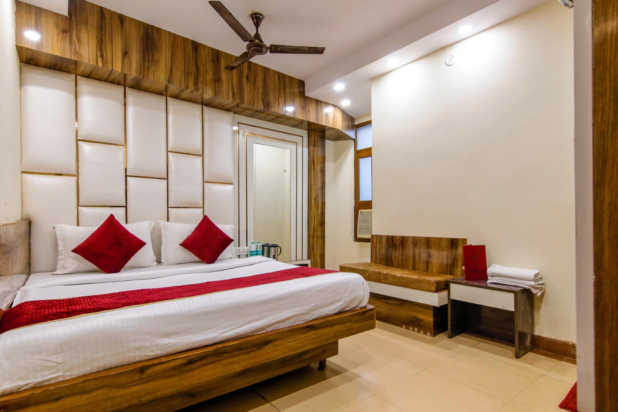 Hotel Star Palace Paharganj 25/63