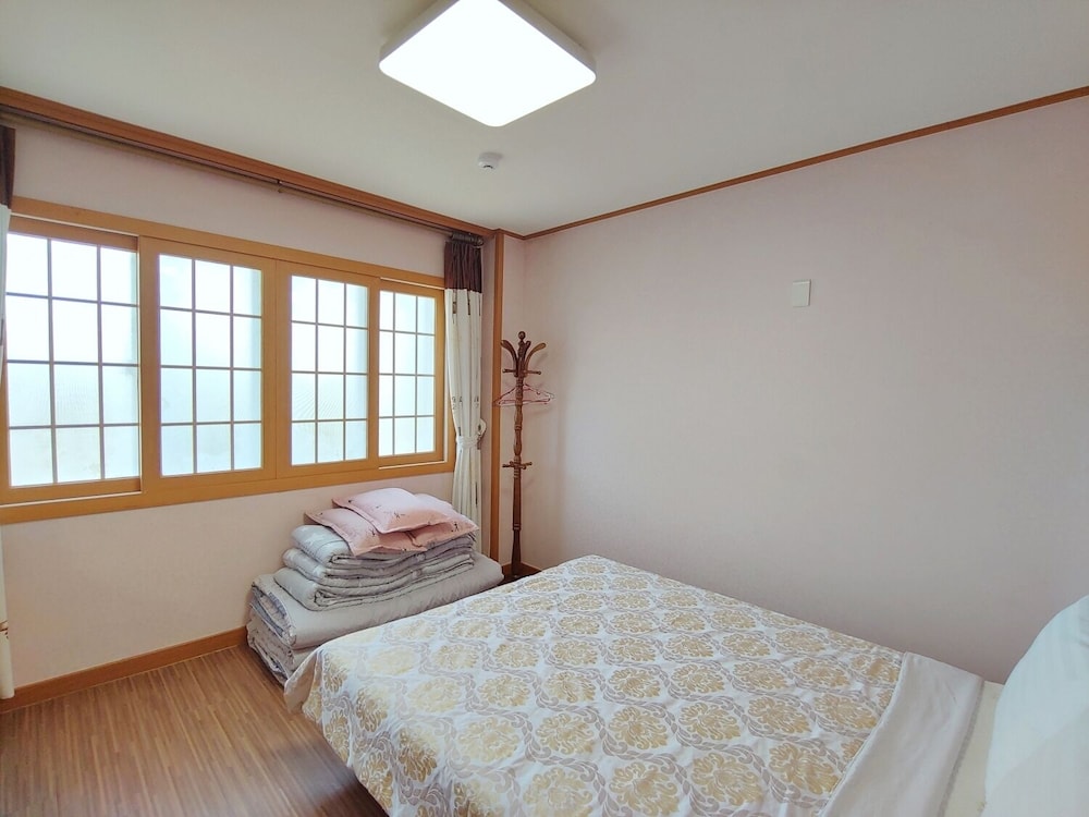 Gyul House 8/29