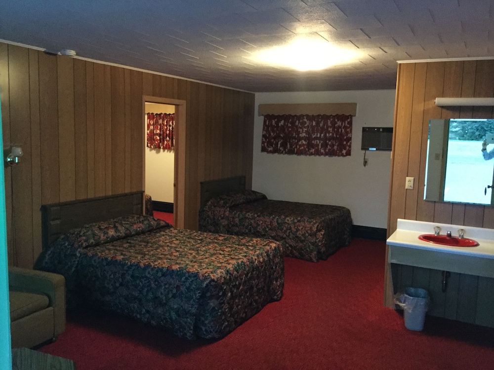 Cedars Motel 13/72