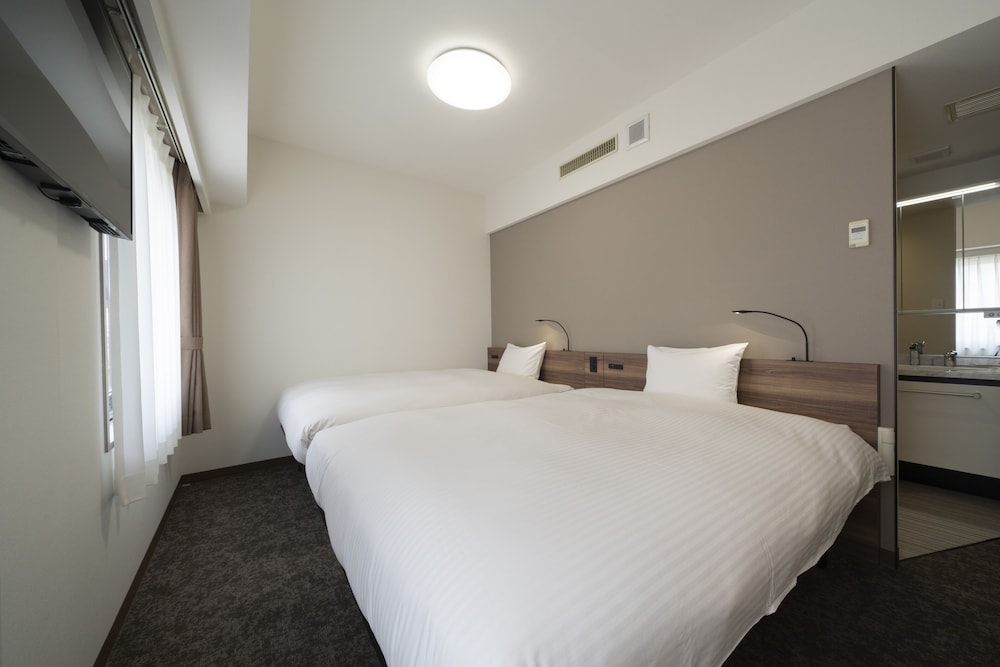 COMFORT, TWIN BEDS