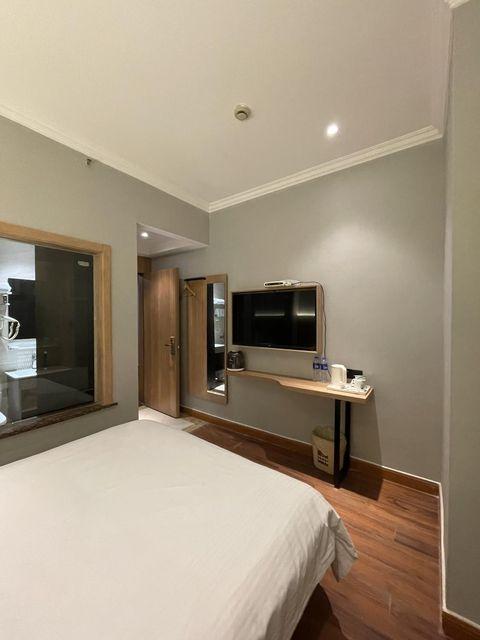 Pure, Double Bed