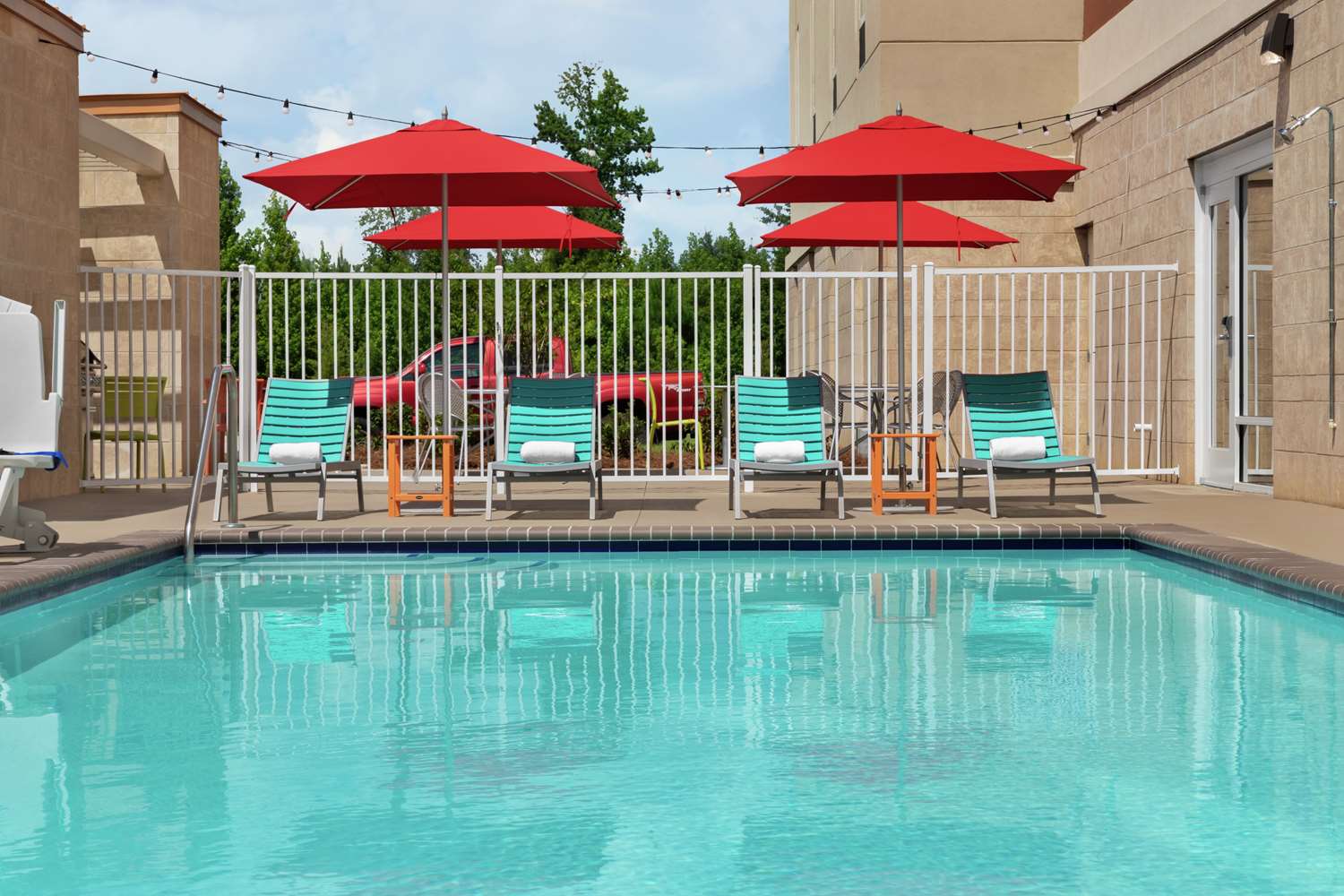 swimming pool spa