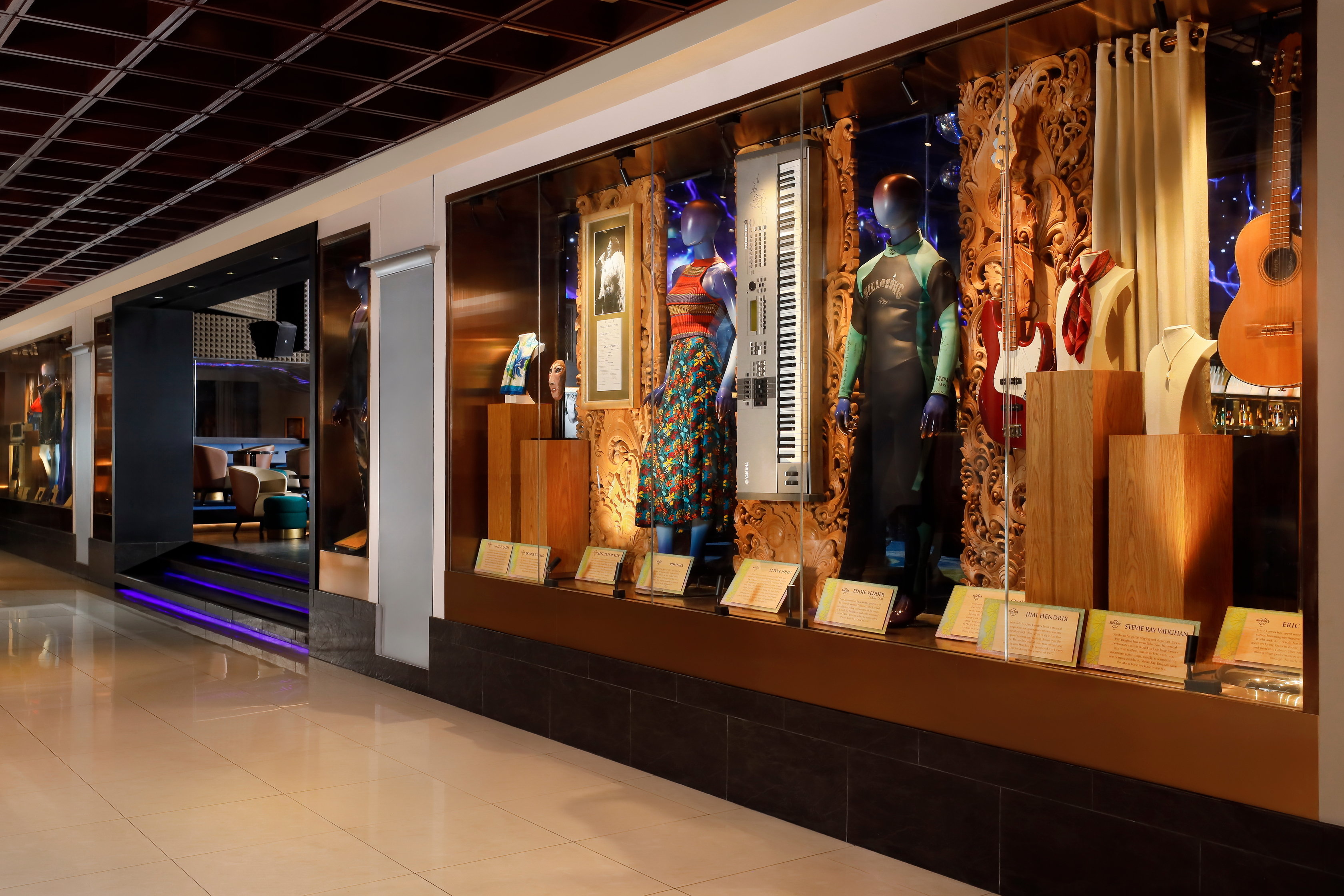 HARD ROCK HOTEL BALI 41/91