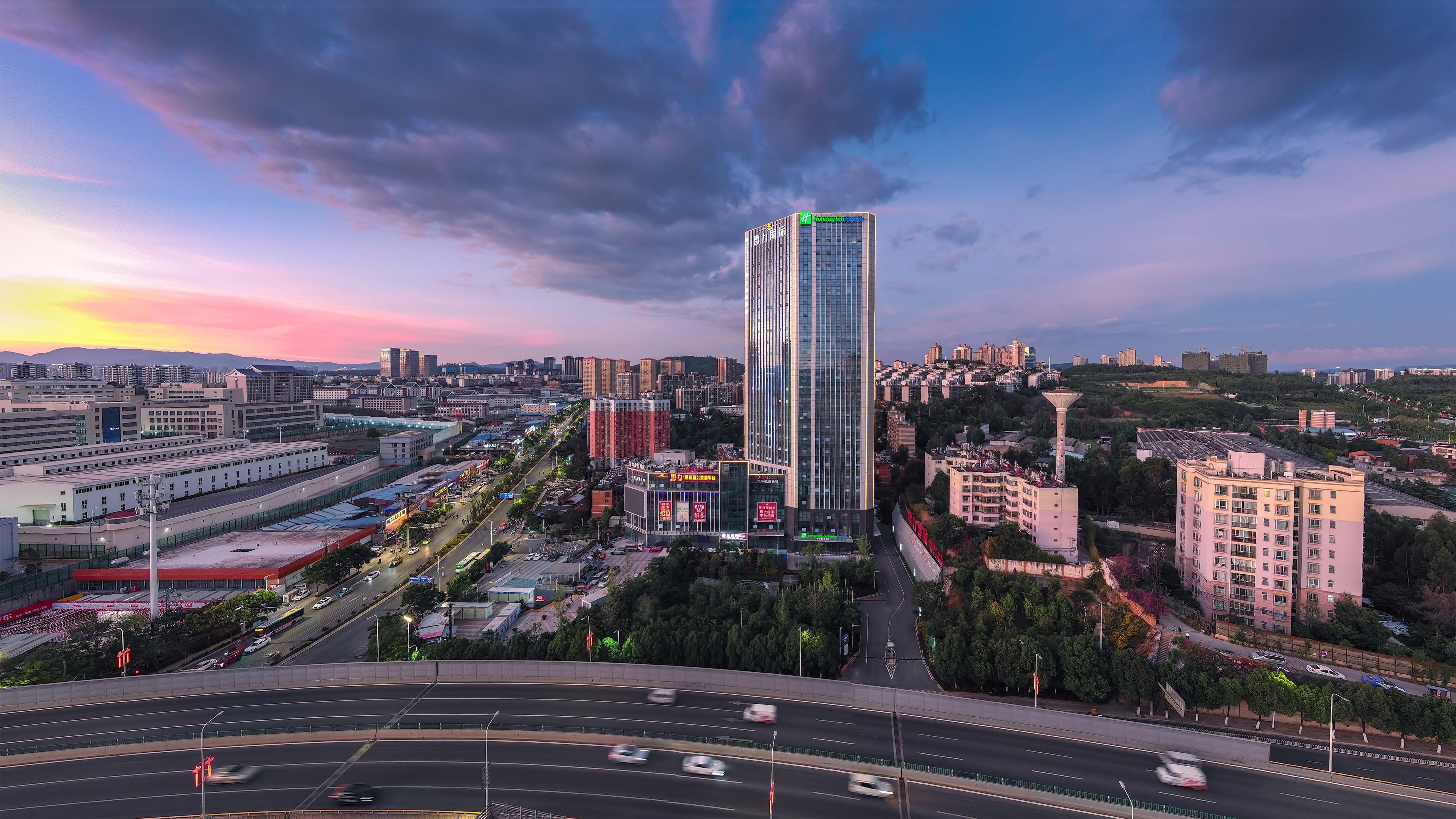 Holiday Inn Express KUNMING PANLONG 49/50