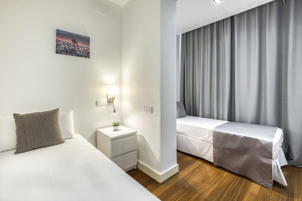 APARTMENTS BARCELONA BAS PASEO DE GRACIA 13/47