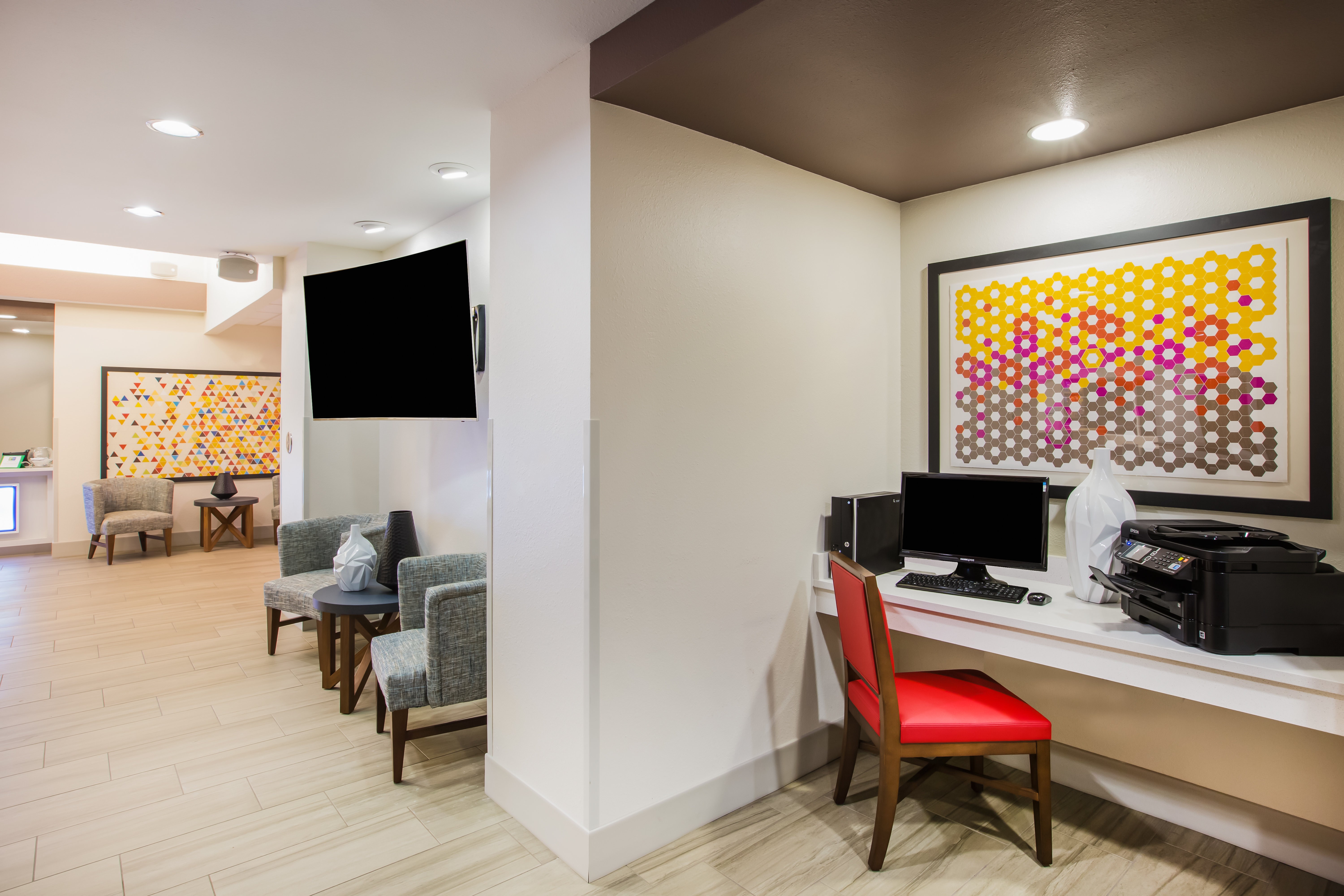 Holiday Inn Express Hotel & Suites Bellevue-Omaha Area 22/26