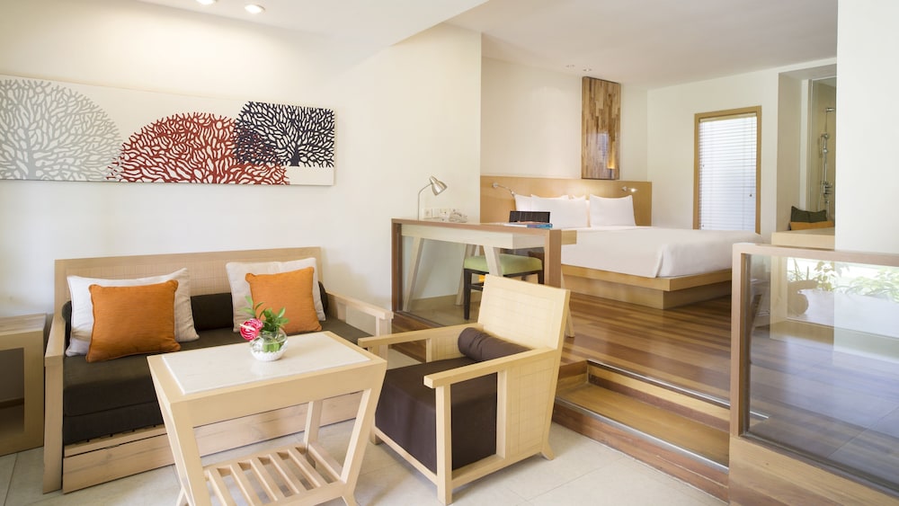 HOLIDAY INN RESORT BARUNA BALI 50/78