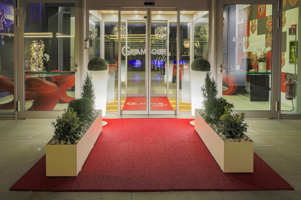 Hotel Glamour 63/67