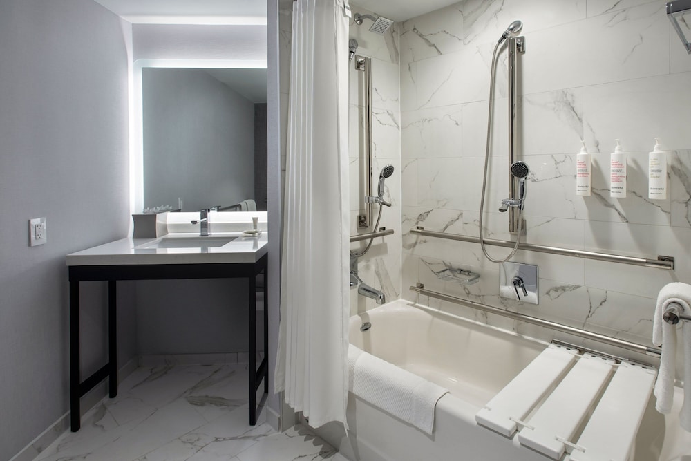MARRIOTT COPLEY PLACE 14/53