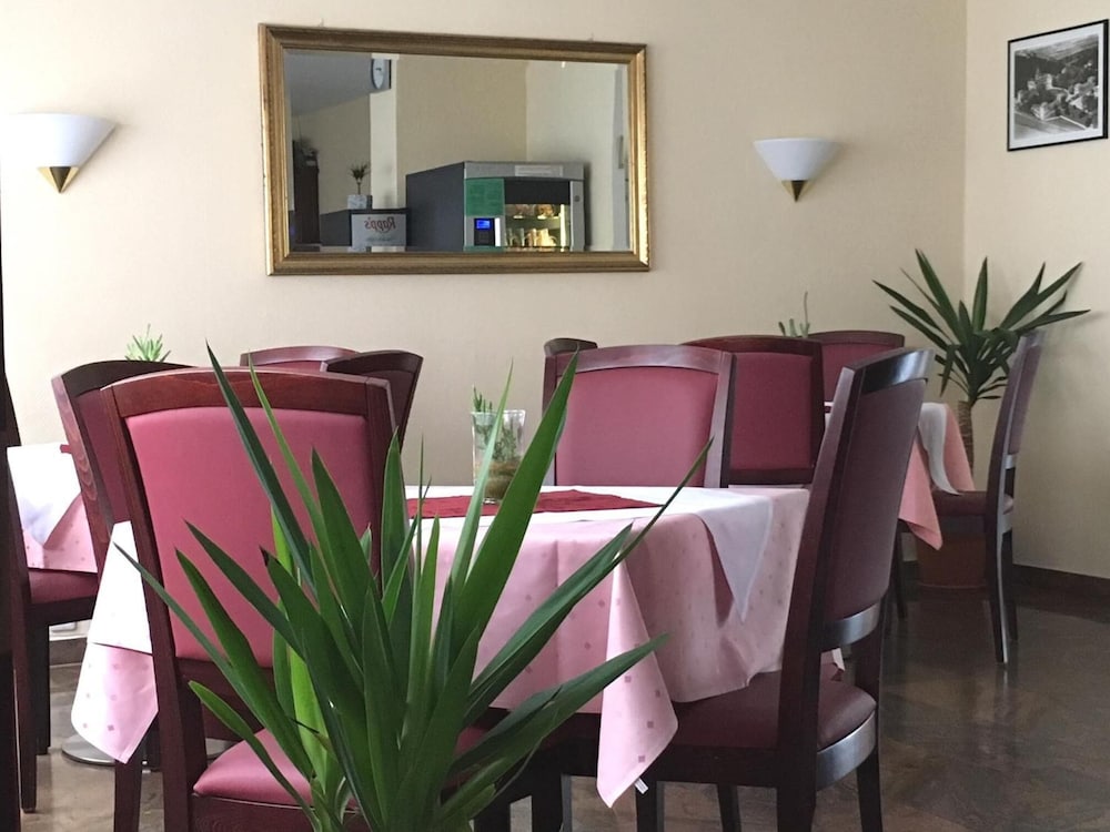 Turm Hotel Hanau 16/23