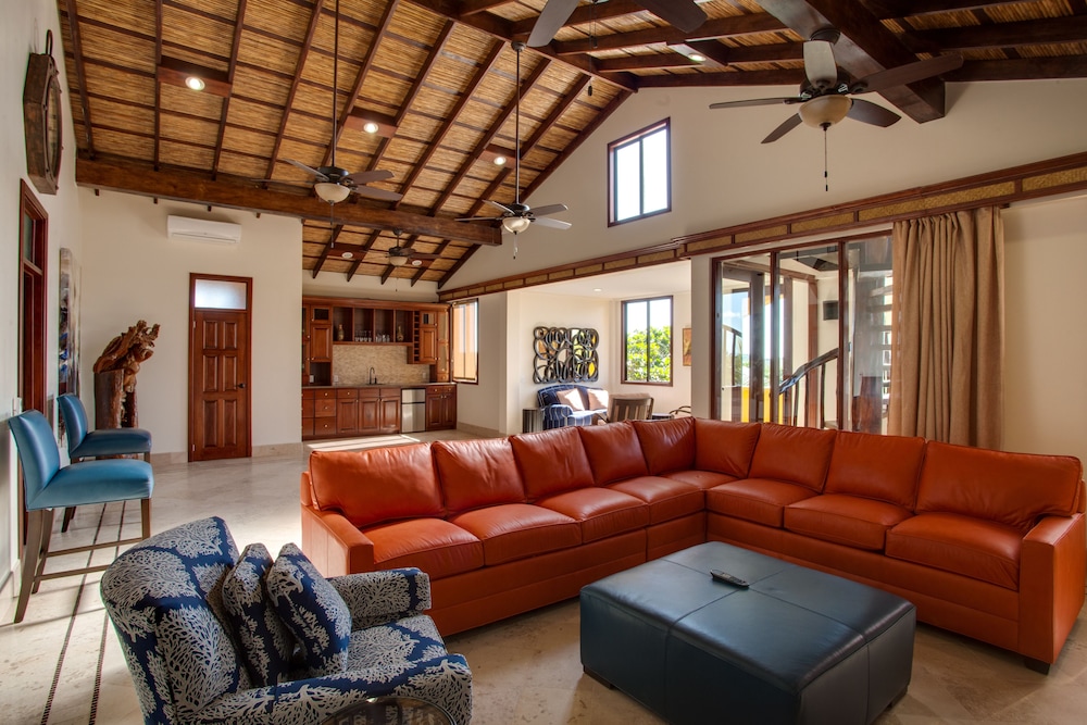 Villa Margarita 27/50