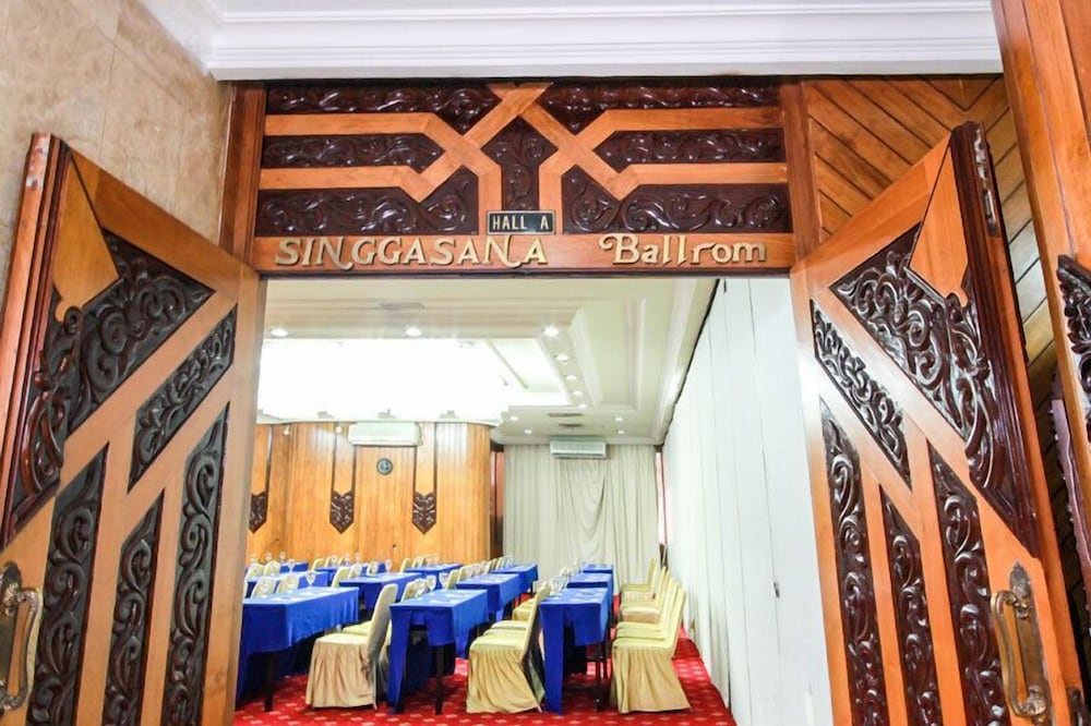 Grand Menteng Hotel 10/50
