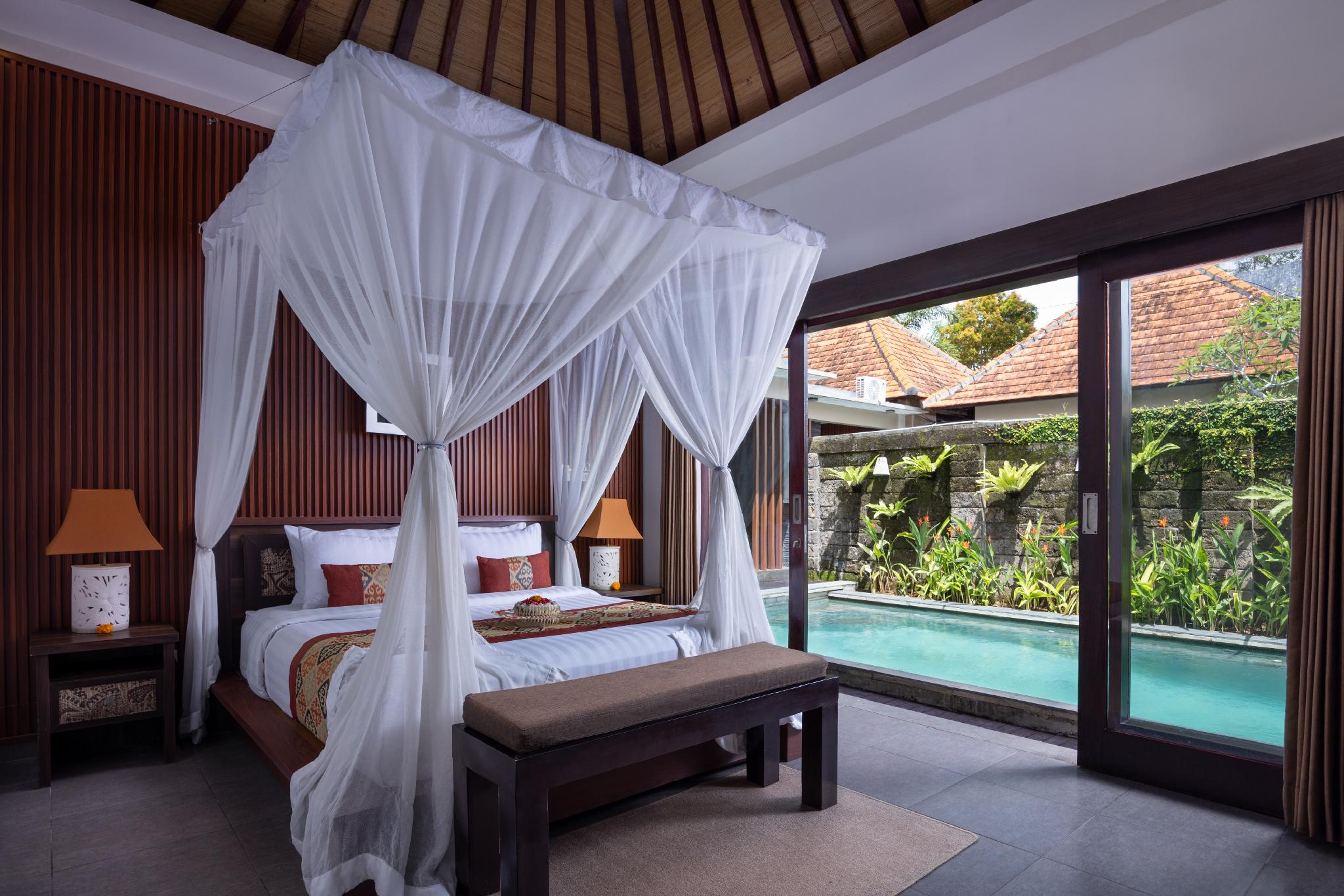 2 Bedrooms, Pool, Villa, King and Twin Beds