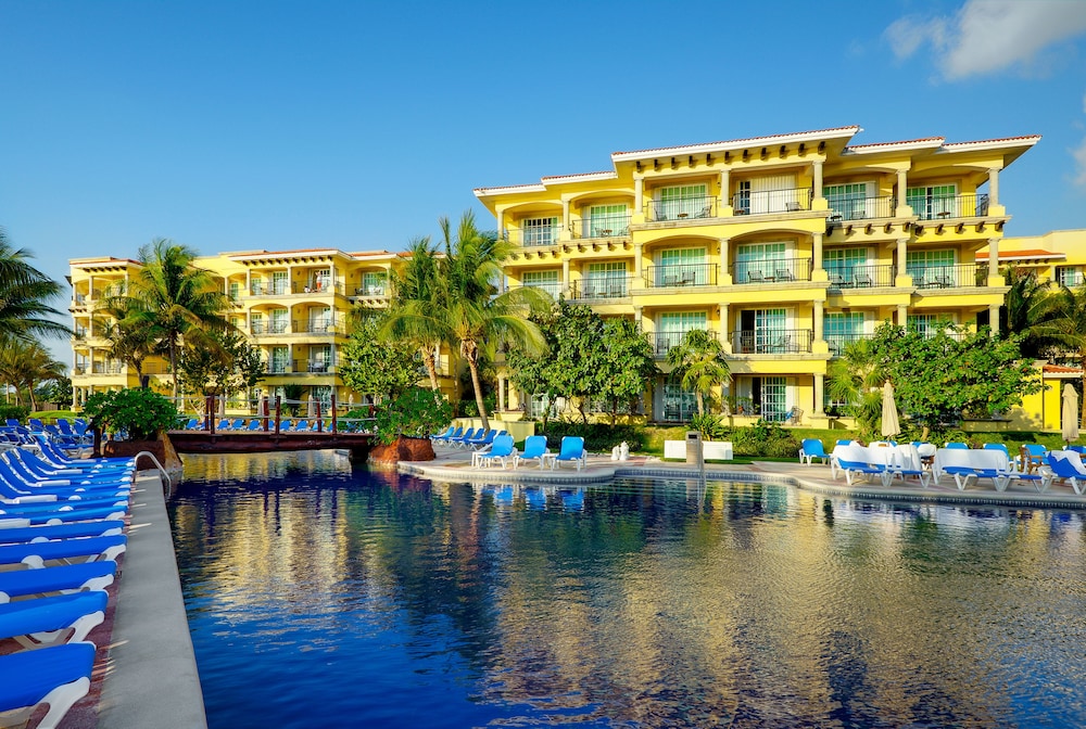 Hotel Marina El Cid Spa and Beach Resort All Inclusive in PUERTO MORELOS