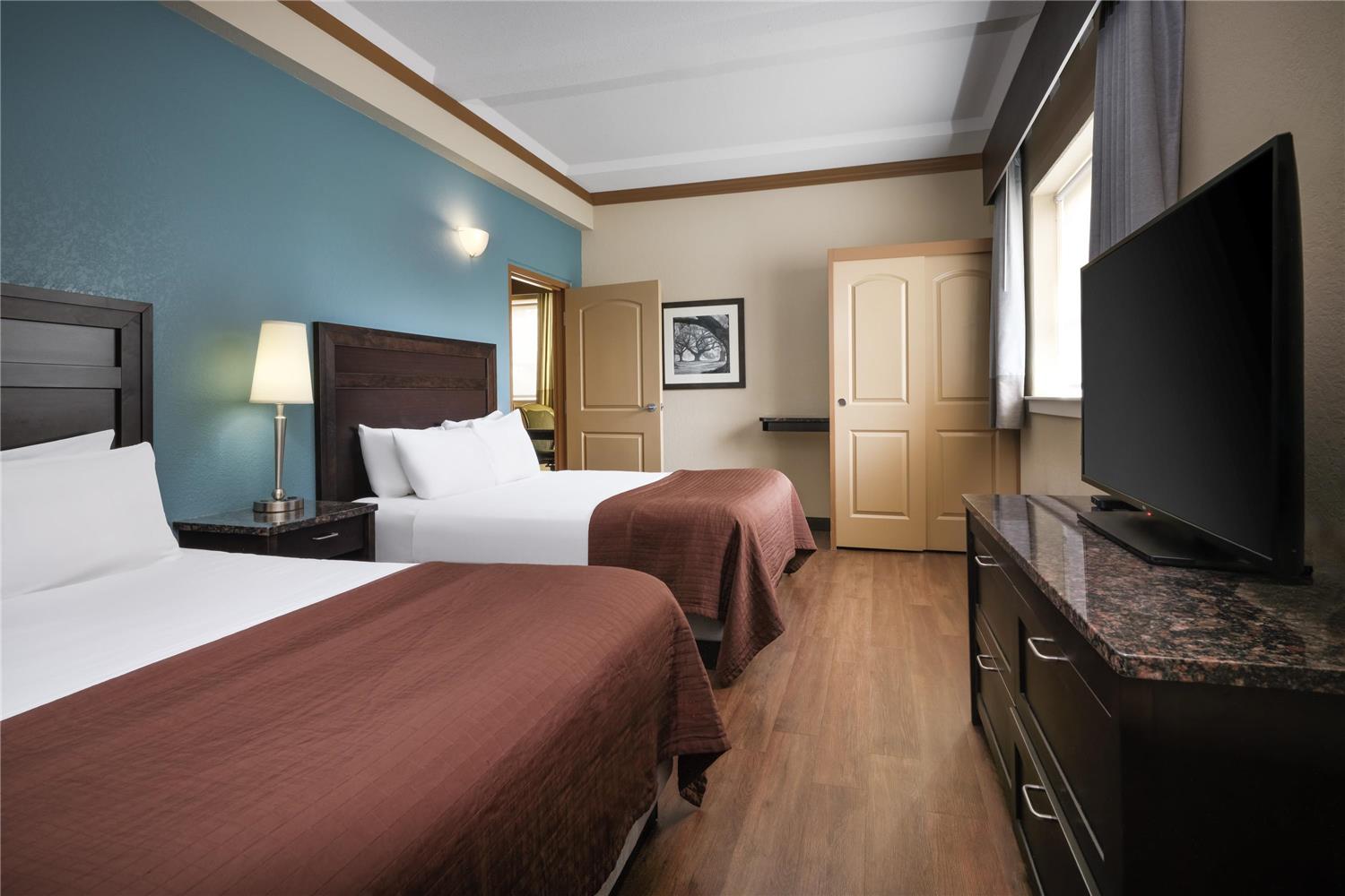 Best Western Plus Kamloops Hotel 5/21