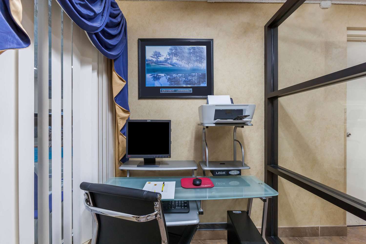 Super 8 By Wyndham Jacksonville AR 4/10