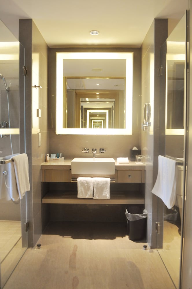 Novotel Nanjing East Suning 77/77