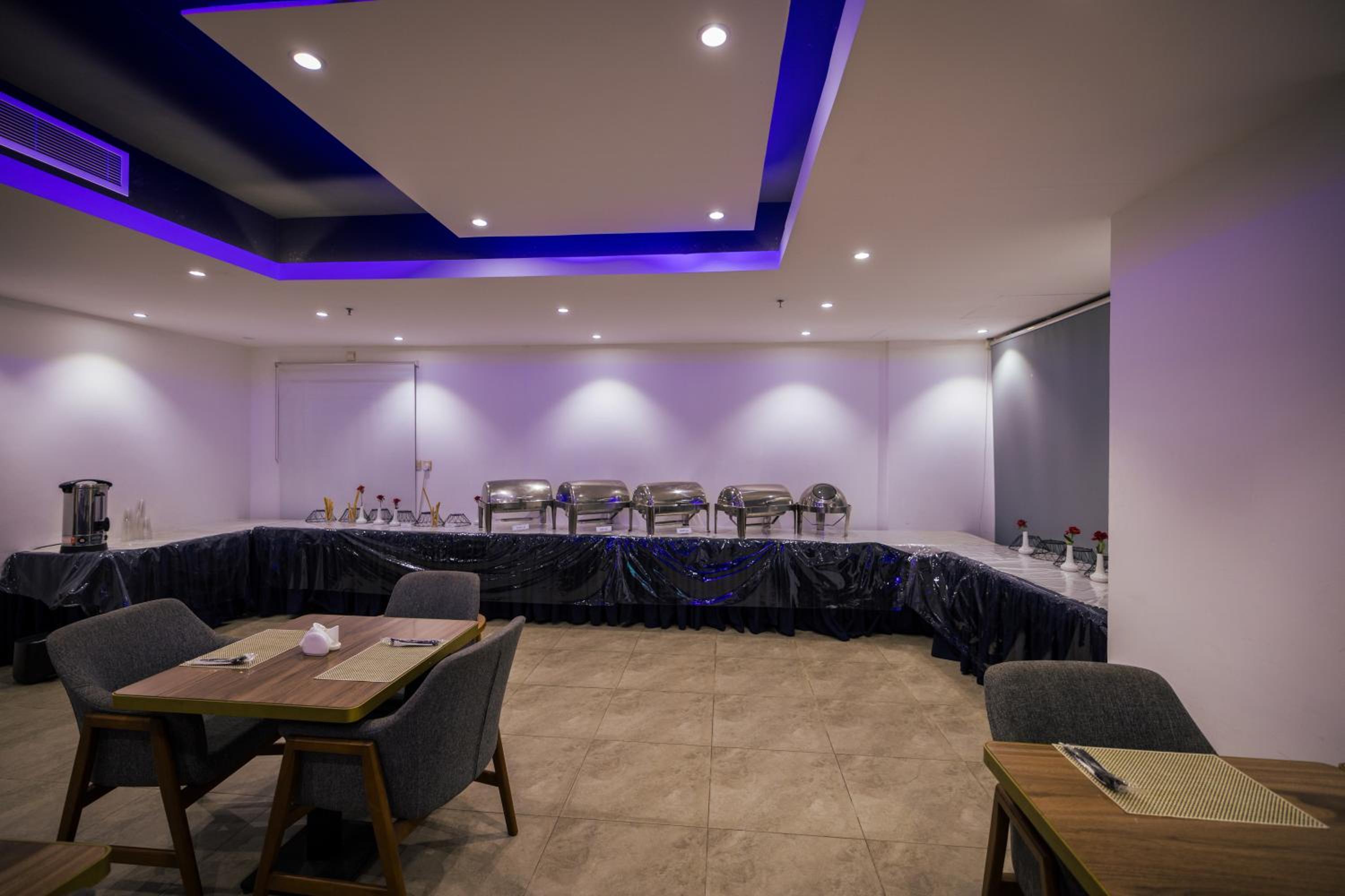 فندق ميرنيان(Mirnian Hotel) 36/40