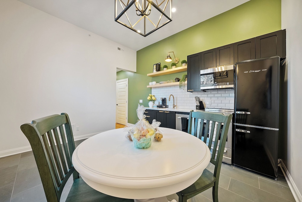 The Washington Boutique Hotel near Cedar Point & Sports Center 33/50