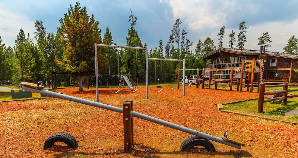 Timbers at Island Park Village Resort 52/59