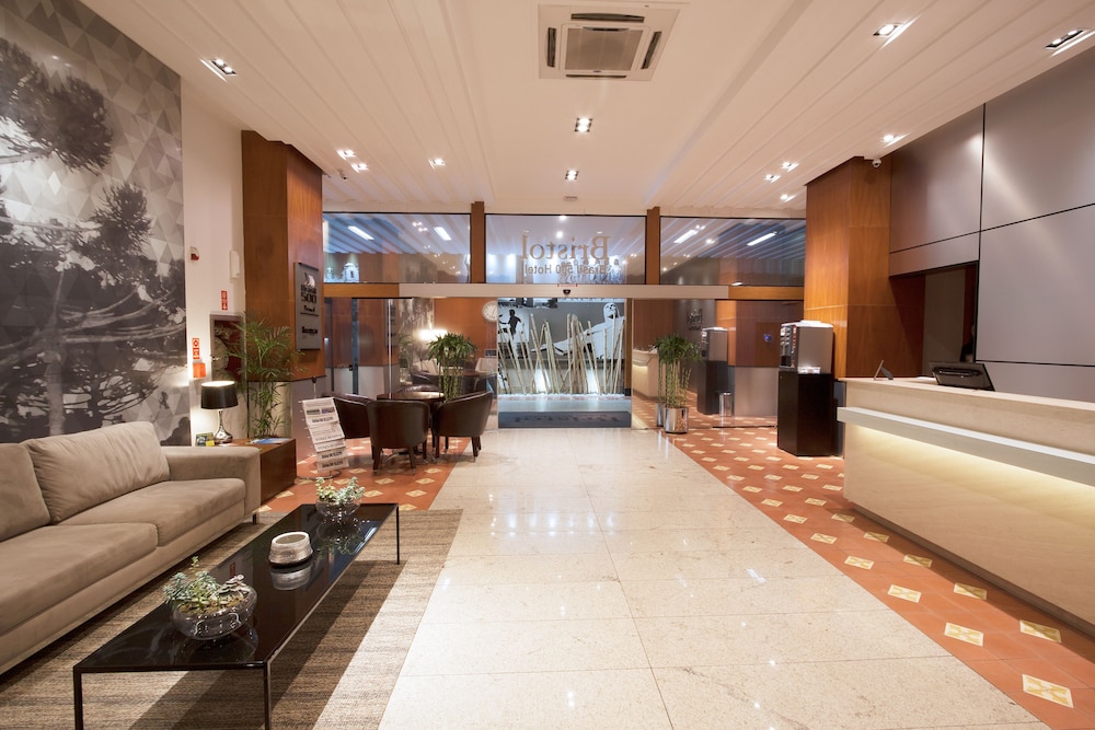 Lobby at Bristol Brasil 500 Hotel, CURITIBA