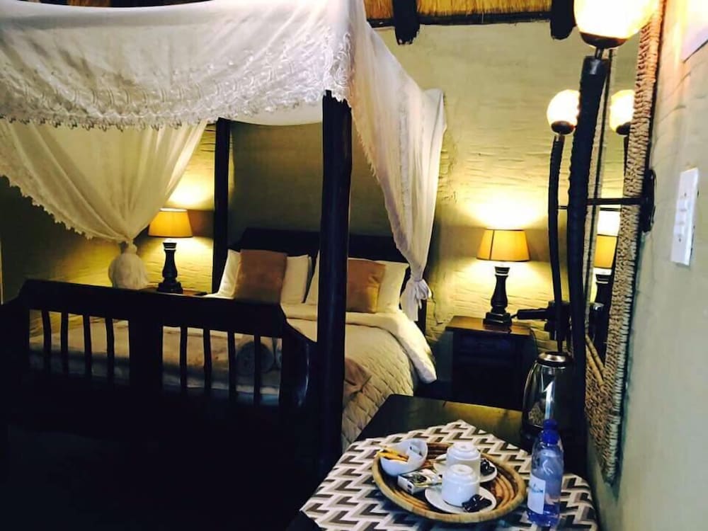 Chinaka Game Lodge 15/25