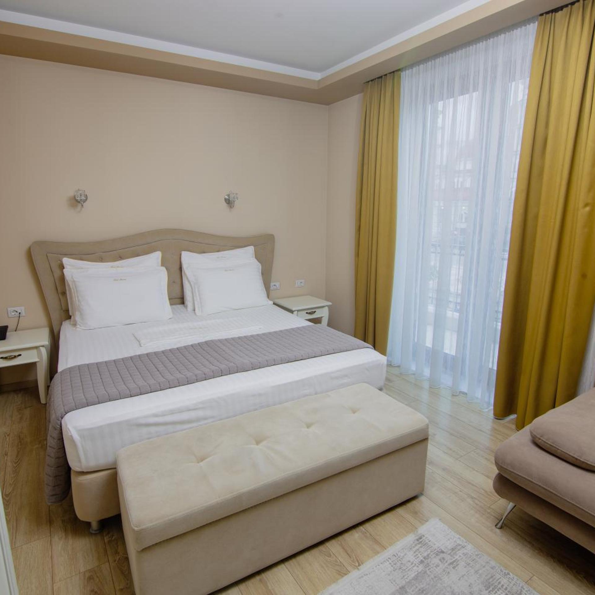 Christi's Hotel Borova 17/60