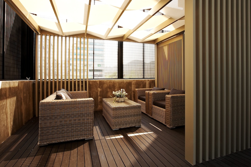 Lee Design Hotel 35/74