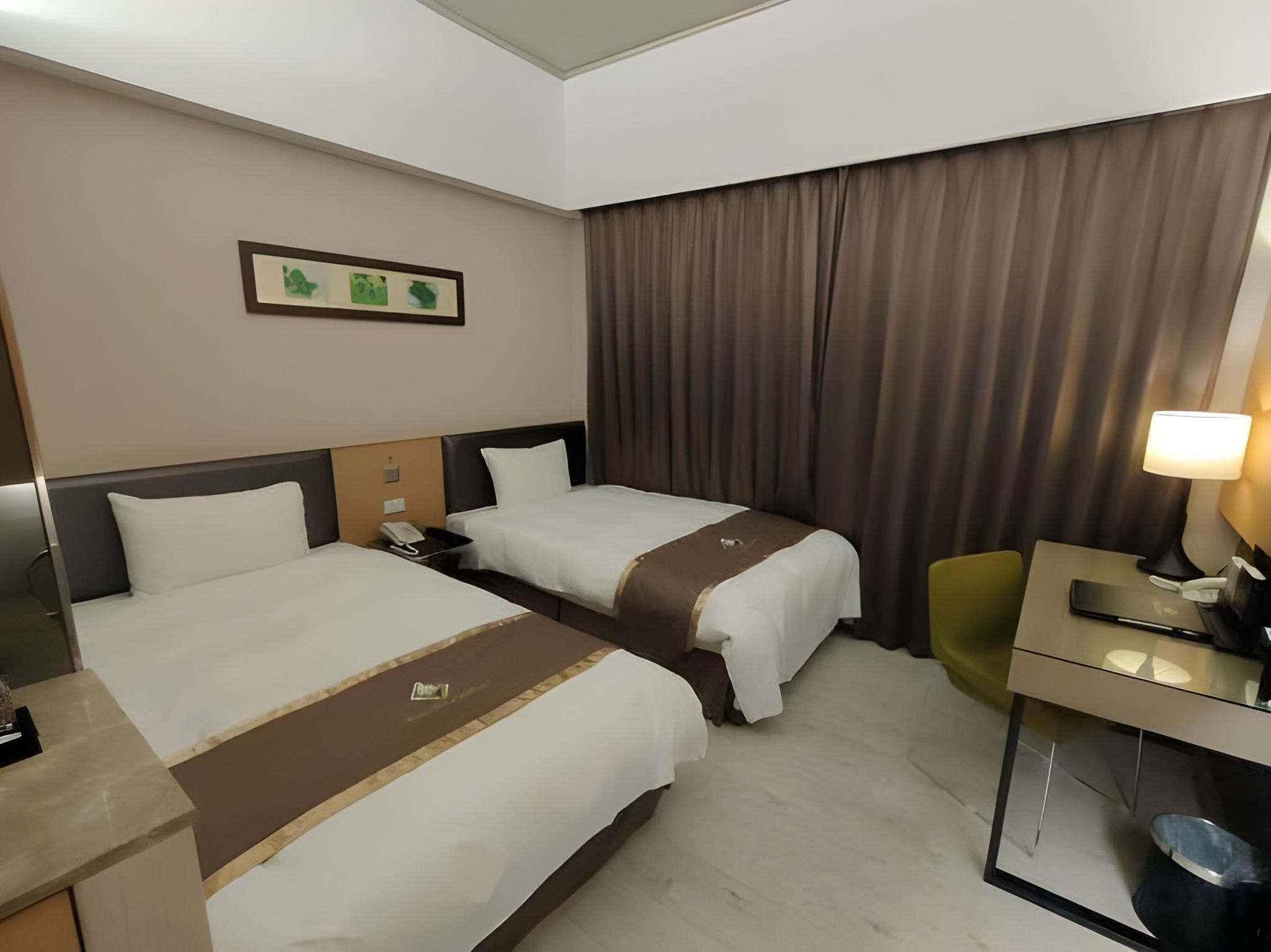Elegant, 2 Beds