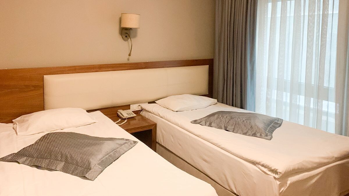 STANDARD, TWIN BEDS