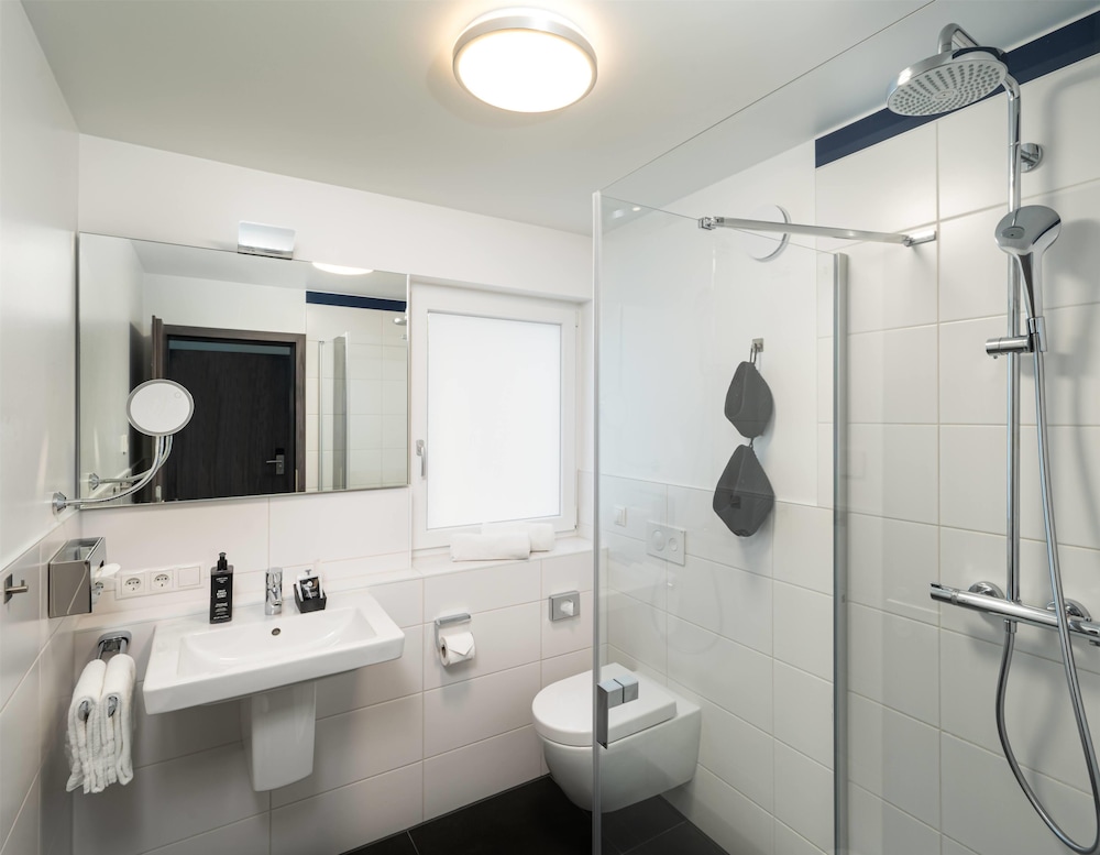 ANA Living Karlsruhe, Trademark Collection by Wyndham 33/35