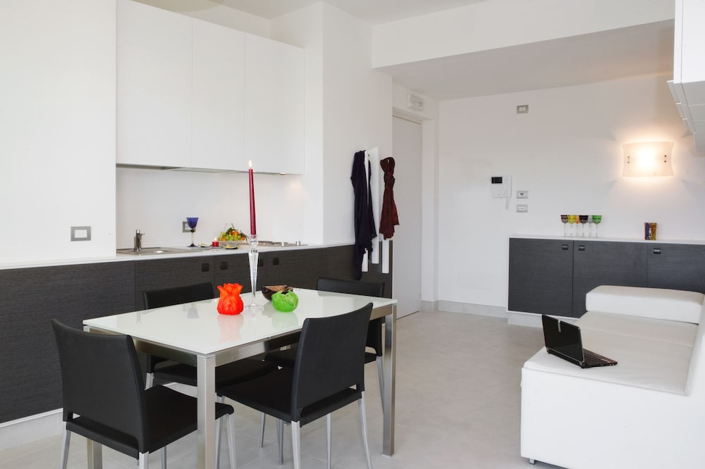 Lungotevere Suite 48/56