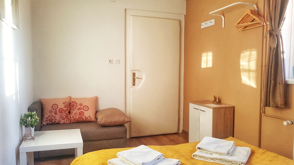 Vila Teslova 36/50