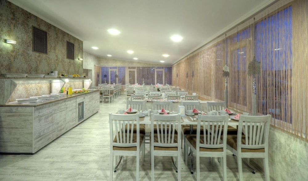 Hotel Abro Sezenler 26/37