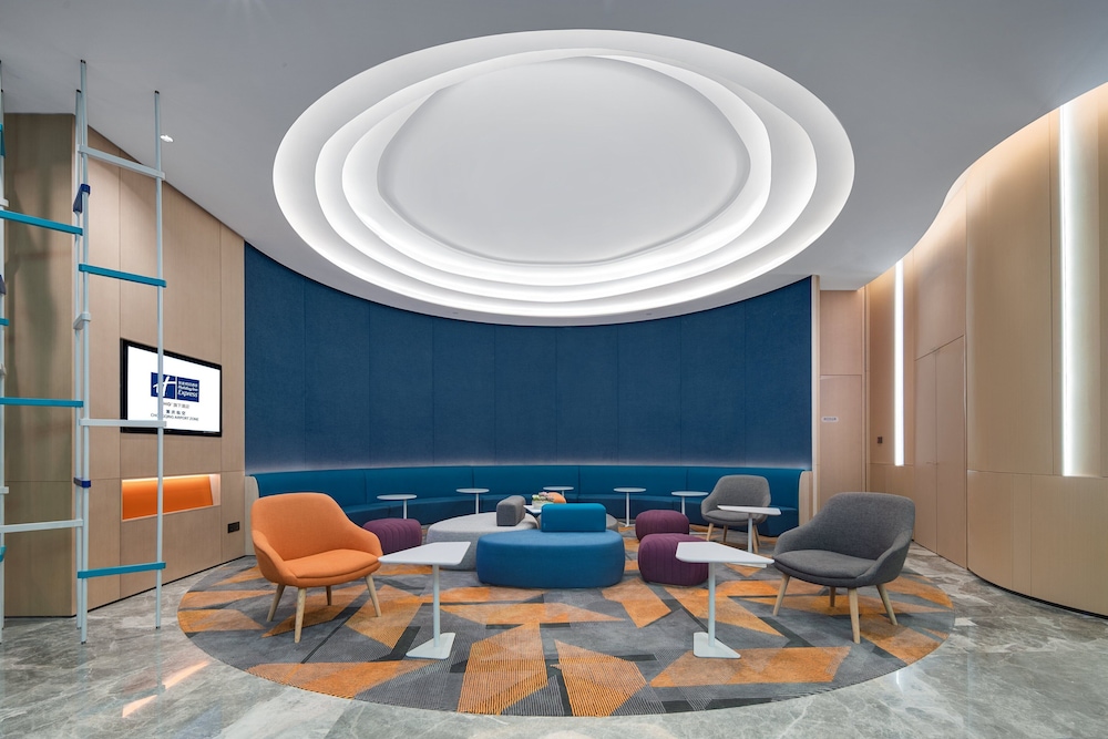 HOLIDAY INN EXPRESS Chongqing Airport Zone 17/24