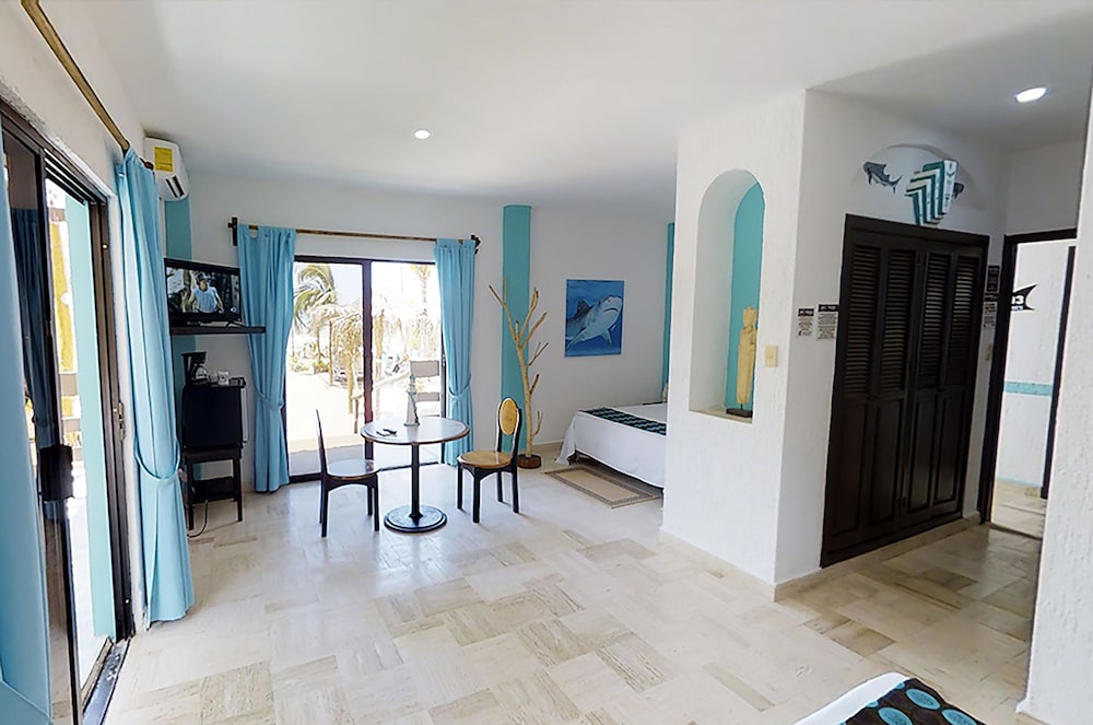 Villas Tiburon 49/70