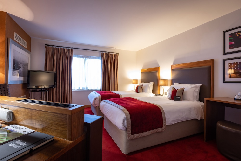 Bermondsey Square Hotel 15/50