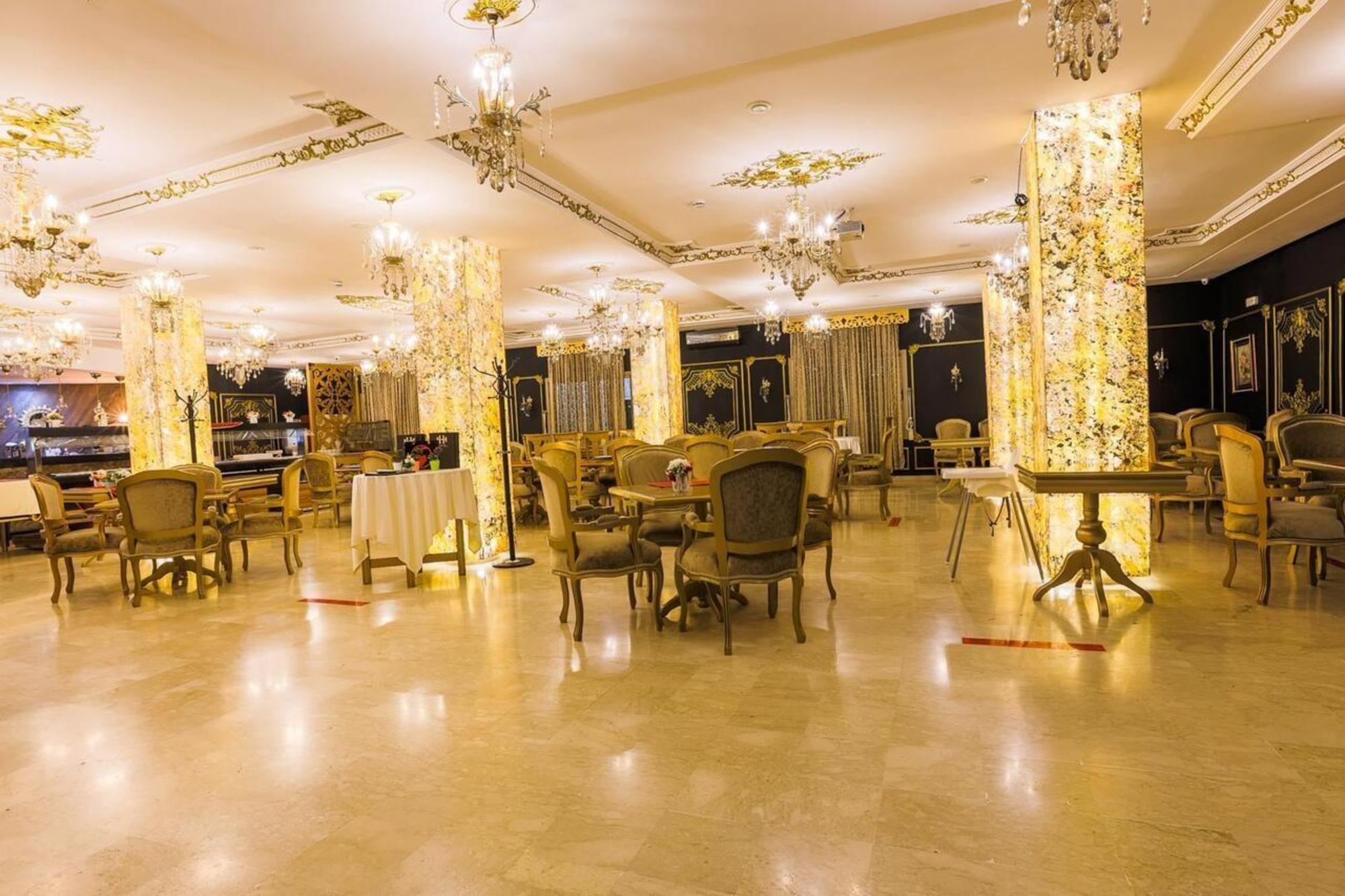 Hospitality Inn 37/52