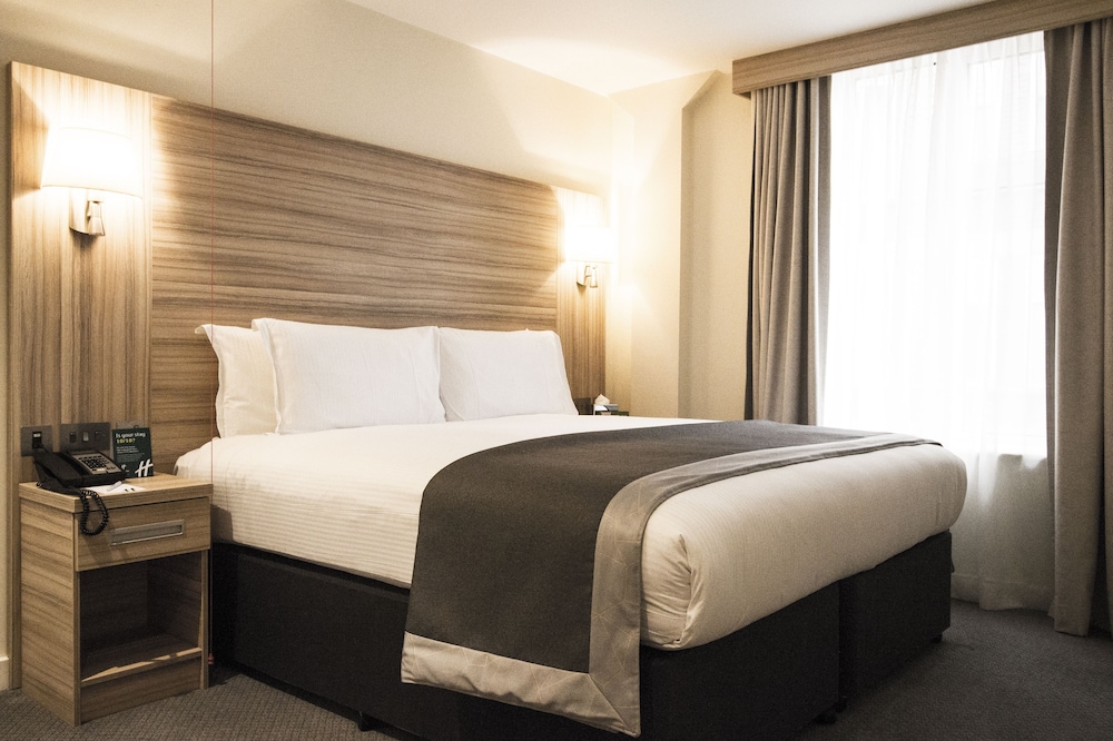 Holiday Inn London - Kensington High St. by IHG 16/81