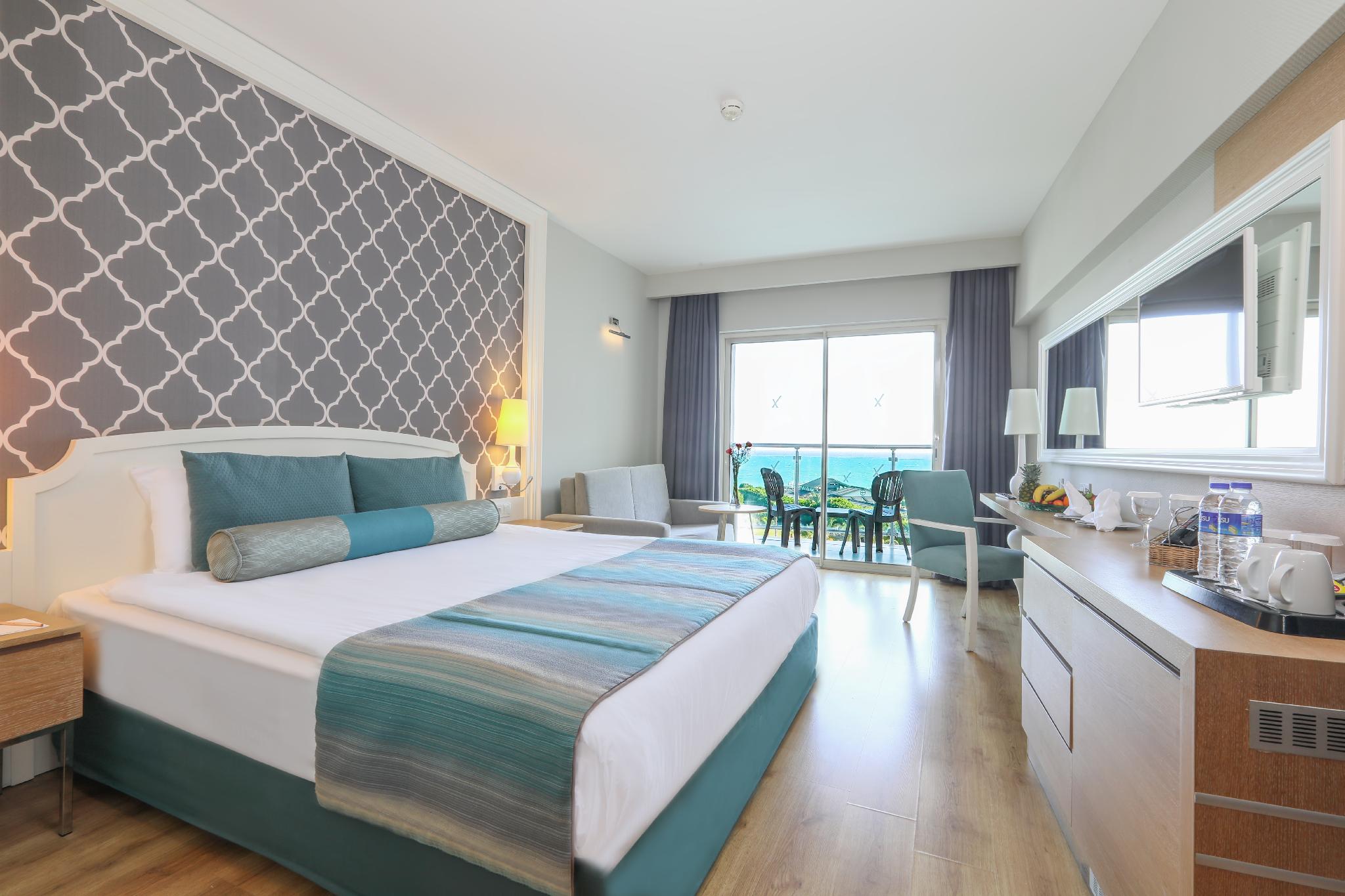 ROOM, DOUBLE BED, SIDE SEA VIEW