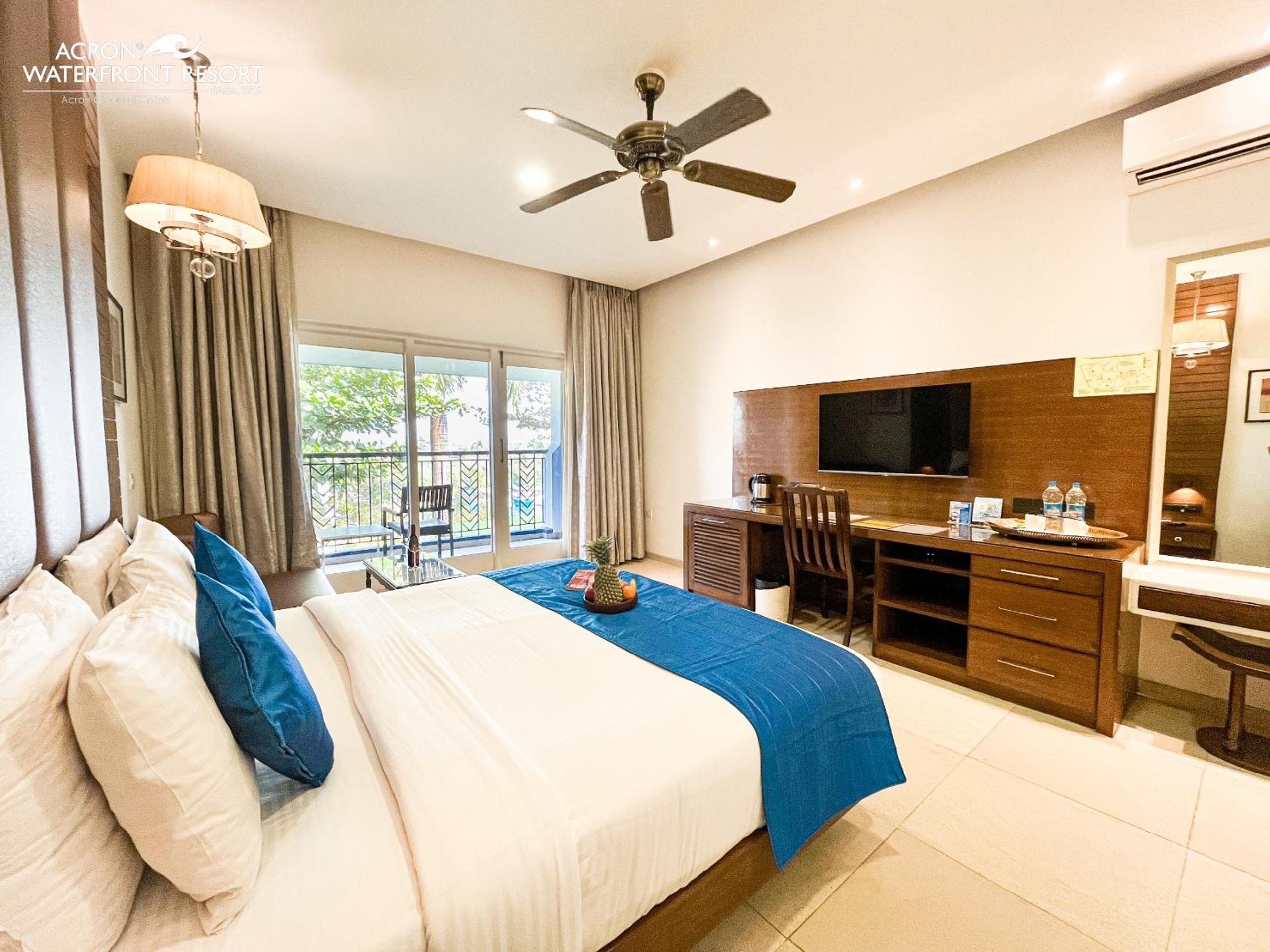 Mixed Dorm, Upper